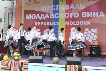 ФЕСТИВАЛЬ МОЛДАВСКОГО ВИНА В ВЕРХНЕМ ГОРОДЕ